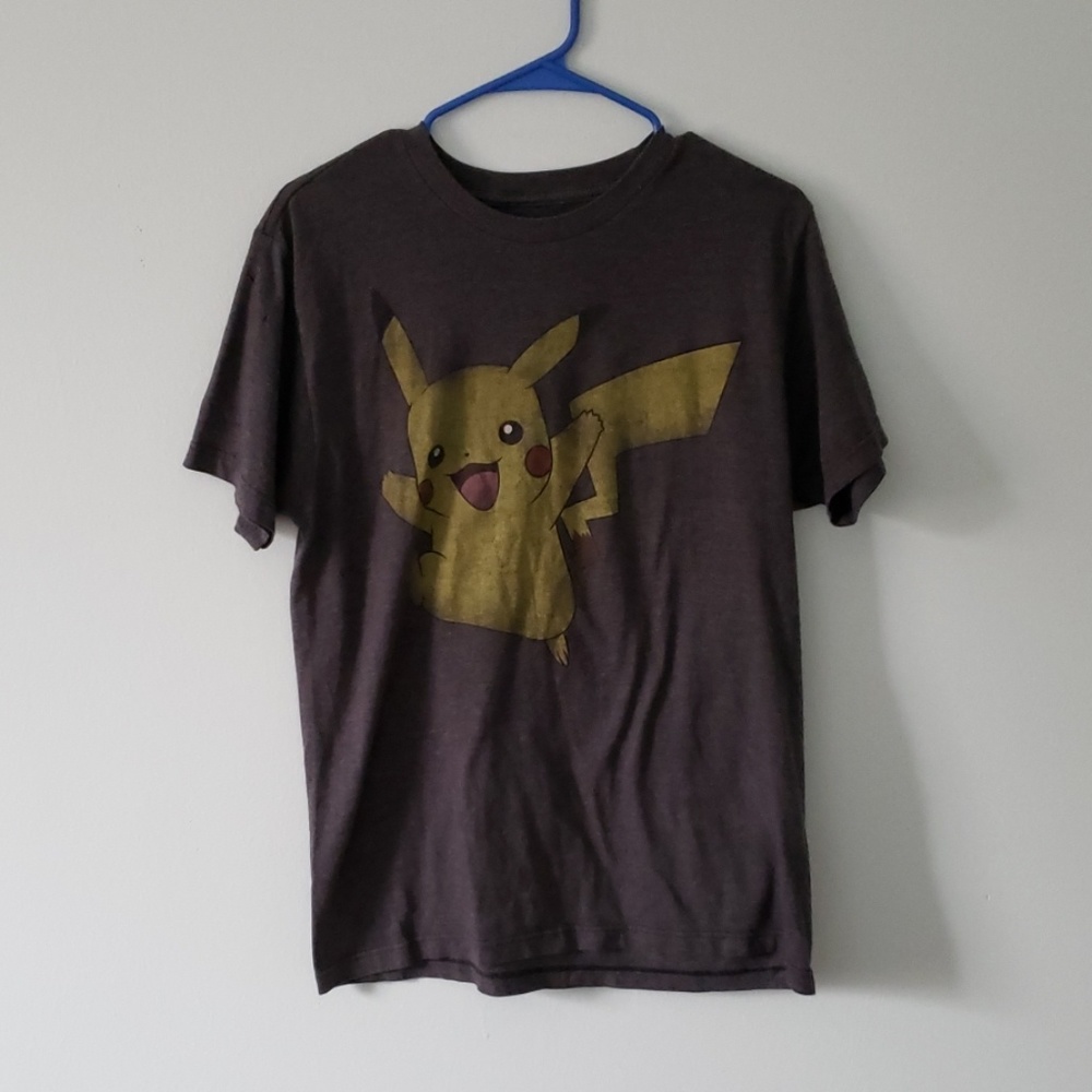 Pokemon pikachu shirt